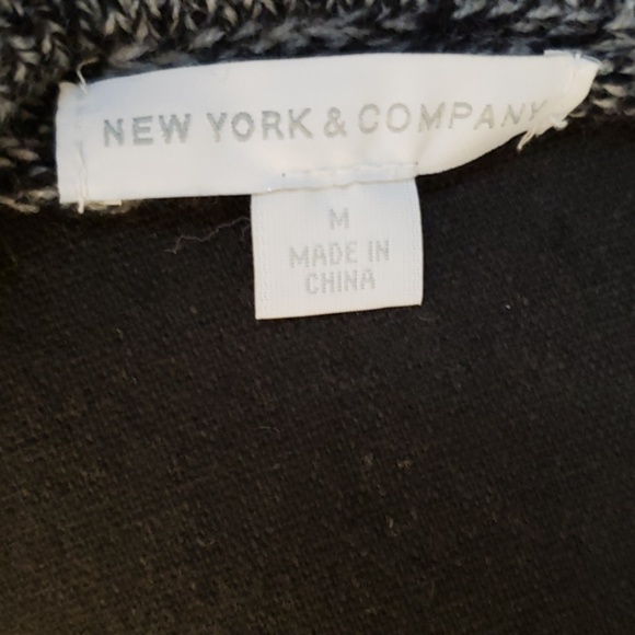 🖤 Marbled Short Sleeve Sweater - Picture 4 of 4